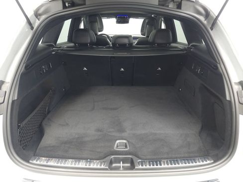 Used 2025 Mercedes-Benz GLC 350e 4MATIC w/ AMG Line image 31