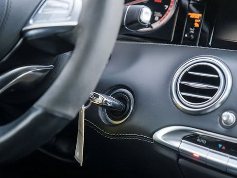 Used 2016 Mercedes-Benz S 65 AMG Coupe image 27