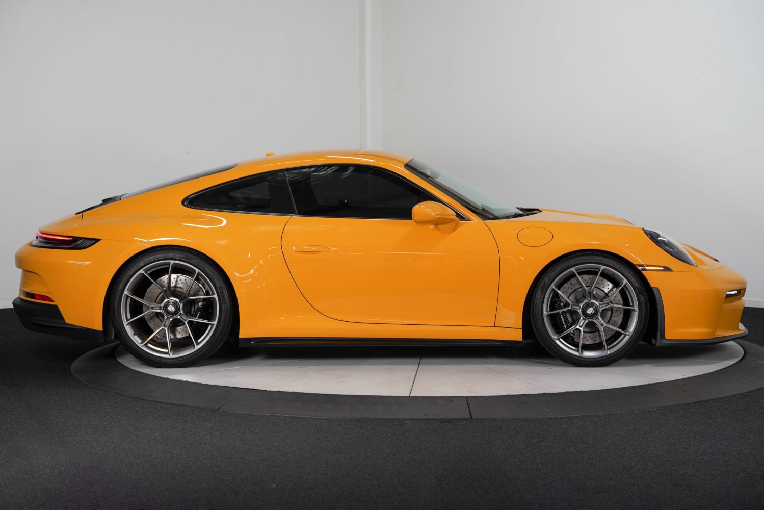 Used 2022 Porsche 911 GT3 RWD image 9