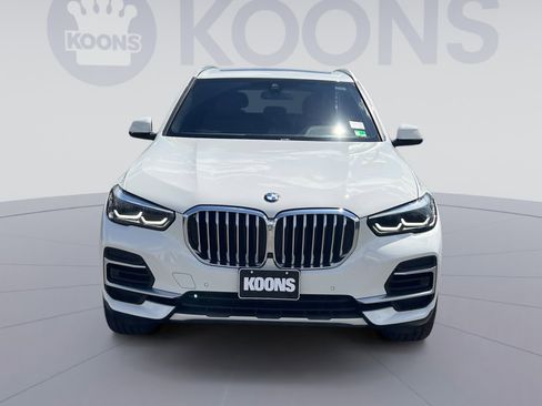 Used 2023 BMW X5 xDrive40i w/ Parking Assistance Package AWD/4WD image 19