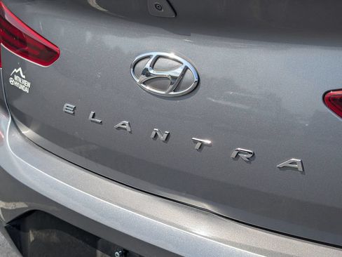 Used 2019 Hyundai Elantra Value Edition w/ Cargo Package FWD image 9