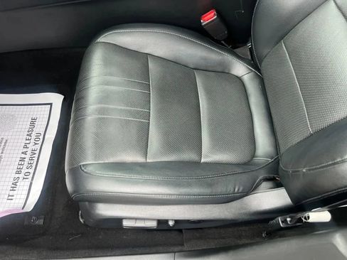 Used 2018 Honda Accord Touring image 24