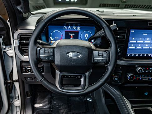 Used 2026 Ford F250 Platinum image 18