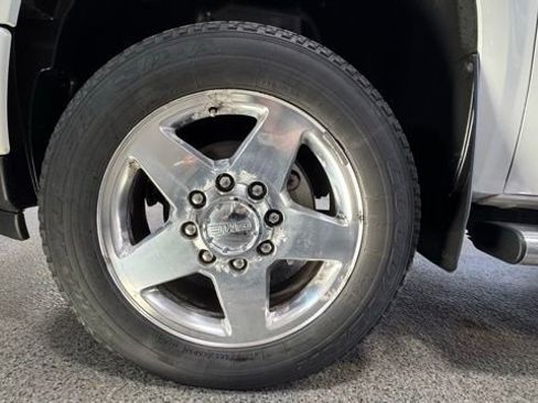 Used 2013 GMC Sierra 2500 Denali w/ Snow Plow Prep Package AWD/4WD image 20