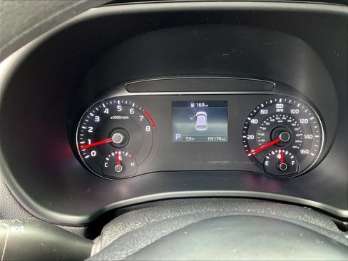 Used 2022 Kia Soul LX w/ Technology Package FWD image 12