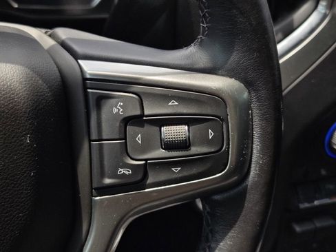 Used 2021 Chevrolet Silverado 1500 LT Trail Boss w/ Convenience Package II AWD/4WD image 28