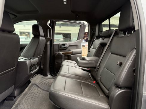 Used 2022 Chevrolet Silverado 1500 LT Trail Boss w/ LT Trail Boss Premium Package image 36