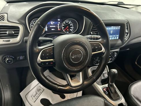 Used 2019 Jeep Compass Latitude w/ Popular Equipment Group image 4