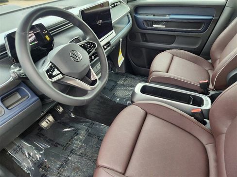 New 2025 Volkswagen ID. Buzz Pro S RWD image 7