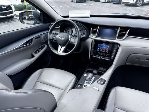 Certified 2024 INFINITI QX50 Luxe image 35
