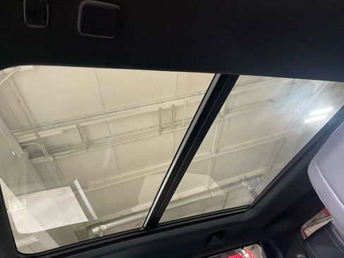 Used 2023 Toyota Tundra Platinum AWD/4WD image 21