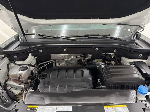 Used 2024 Volkswagen Atlas SE image 31