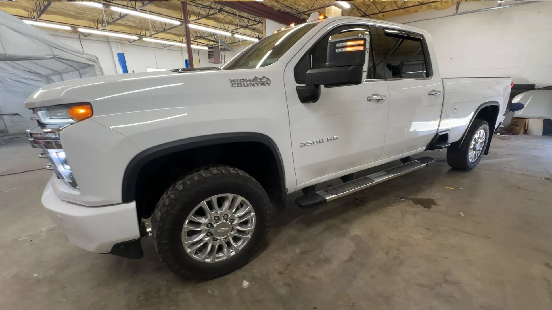 Used 2020 Chevrolet Silverado 3500 High Country w/ Z71 Off-Road Package AWD/4WD image 5