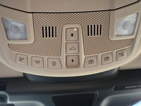 Used 2023 Lincoln Nautilus Reserve w/ Equipment Group 201A image 34