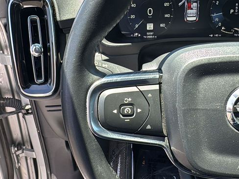 Used 2019 Volvo XC40 T5 Inscription AWD/4WD image 13