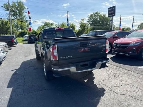 Used 2017 GMC Canyon SLE w/ SLE Convenience Package AWD/4WD image 5