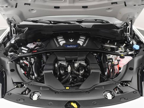 New 2026 Maserati Grecale Modena image 29