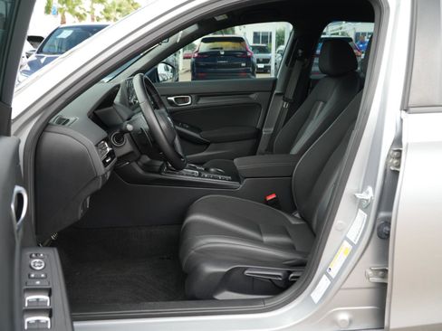 Used 2023 Honda Civic Sport image 16