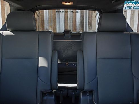 Used 2020 Lexus GX 460 Premium AWD/4WD image 23