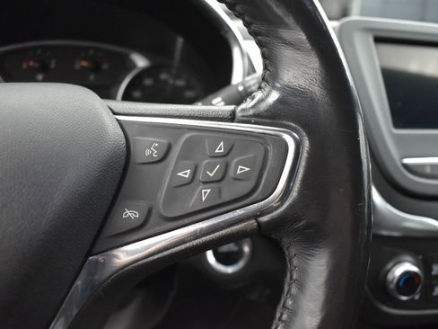 Used 2019 Chevrolet Equinox LT image 11