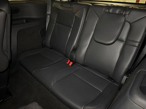 New 2027 Lincoln Aviator AWD image 22