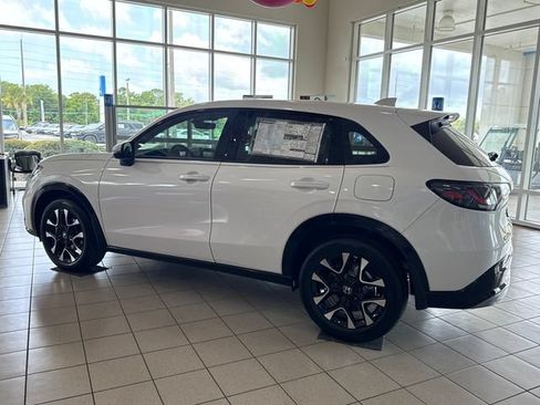 New 2027 Honda HR-V EX-L image 10