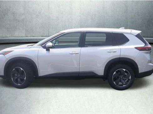 Used 2025 Nissan Rogue SV AWD/4WD image 20