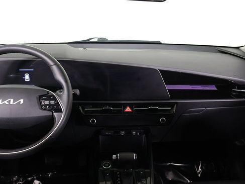 Used 2023 Kia Niro EX image 41