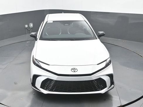 New 2026 Toyota Camry Hybrid image 28