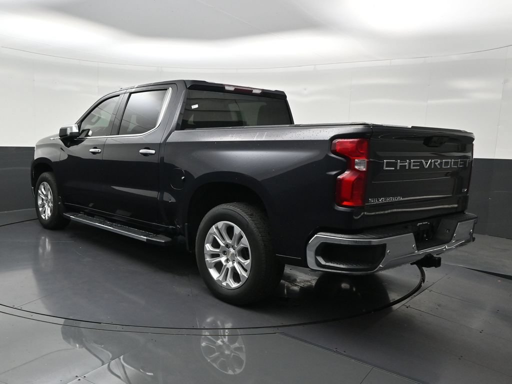Used 2022 Chevrolet Silverado 1500 LTZ RWD image 3