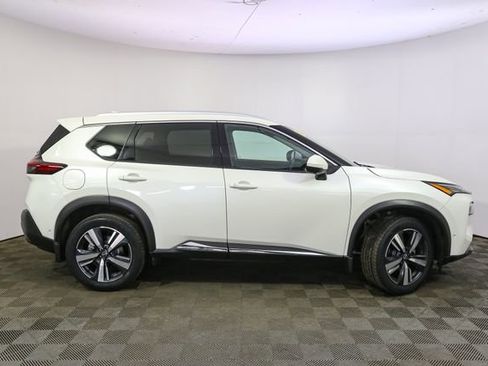 Used 2023 Nissan Rogue SL w/ SL Premium Package image 13