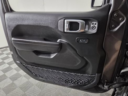 Used 2018 Jeep Wrangler Sport image 23