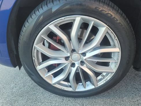 Used 2019 Maserati Levante AWD/4WD image 7