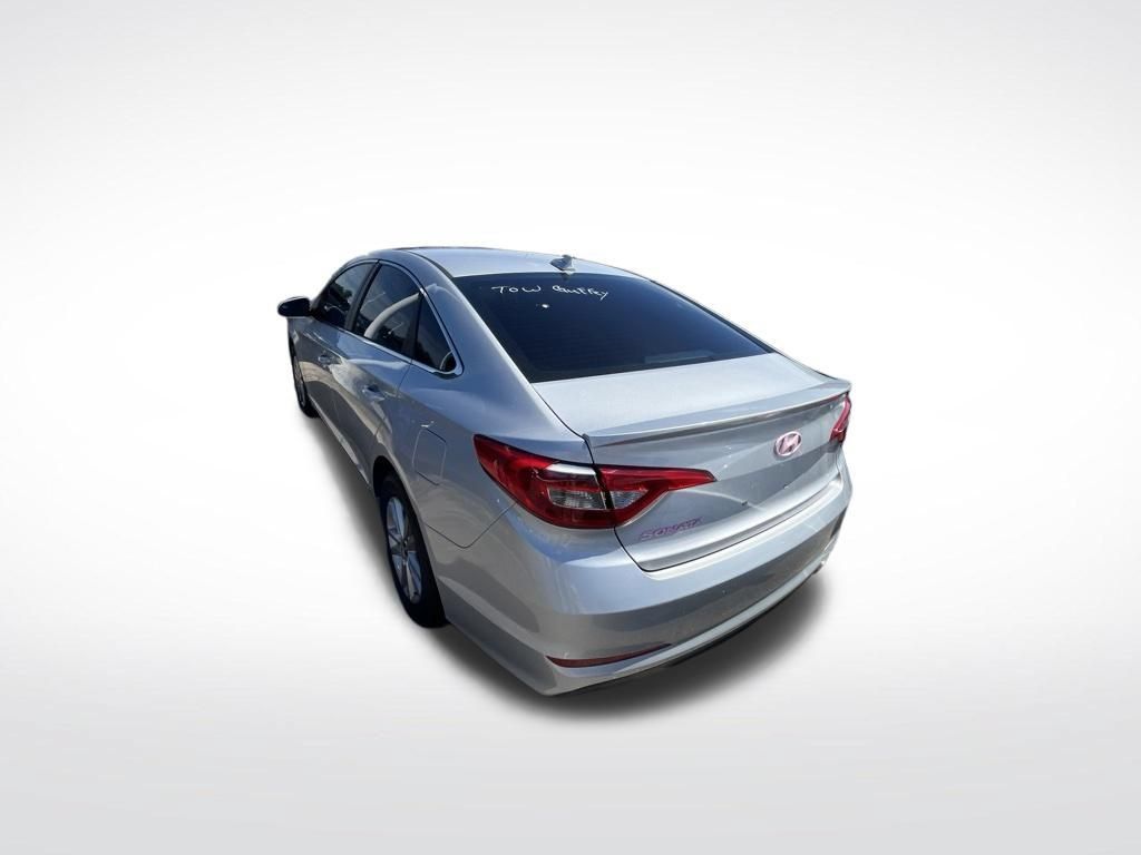 Used 2017 Hyundai Sonata SE FWD image 8