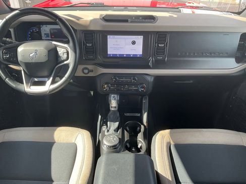 Used 2021 Ford Bronco Big Bend image 3