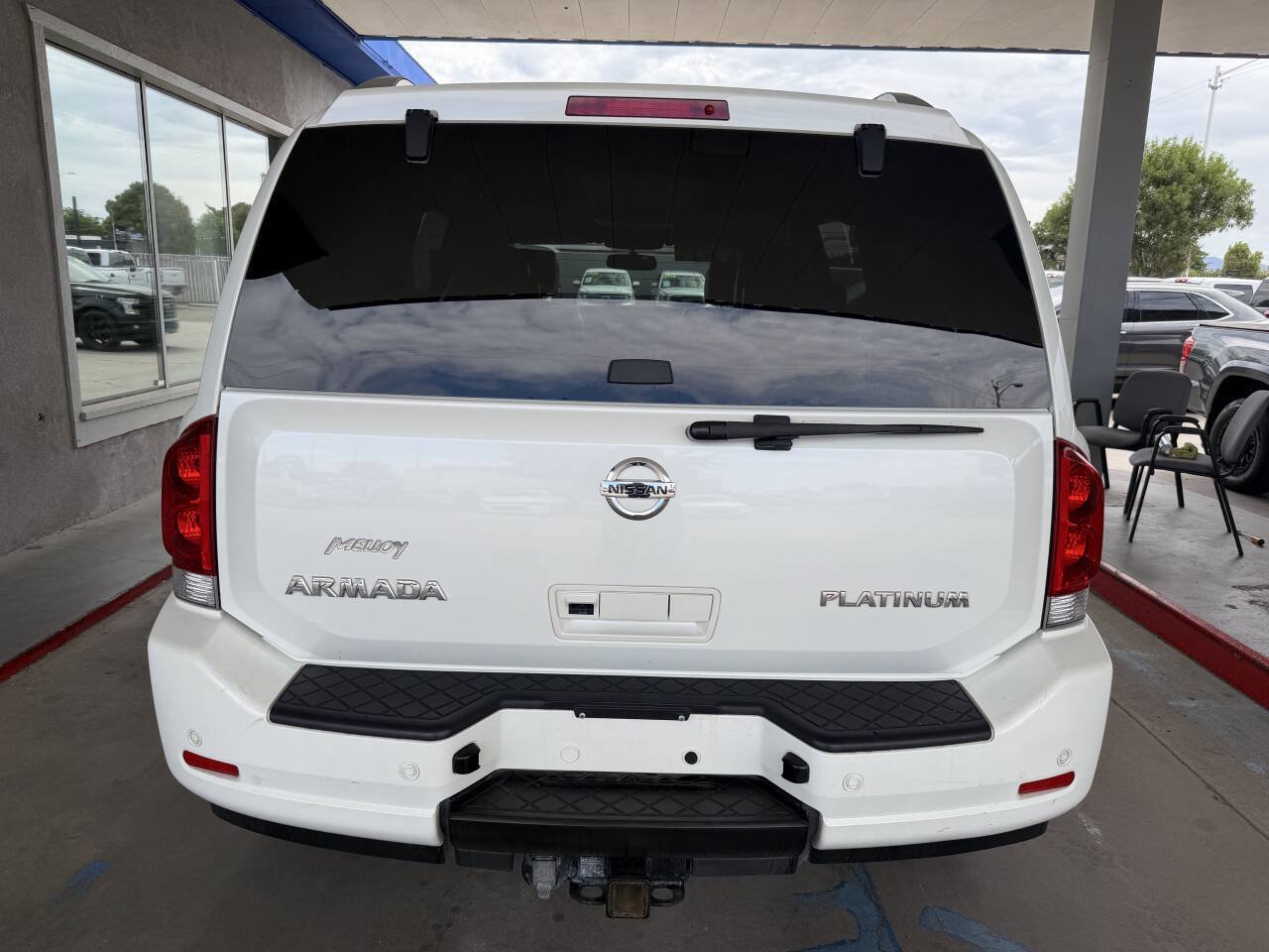 Used 2014 Nissan Armada Platinum AWD/4WD image 7