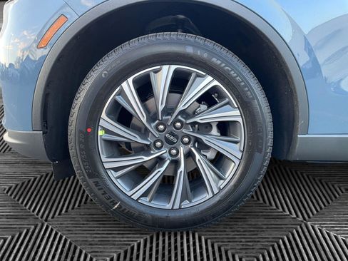 New 2026 Lincoln Aviator AWD image 14