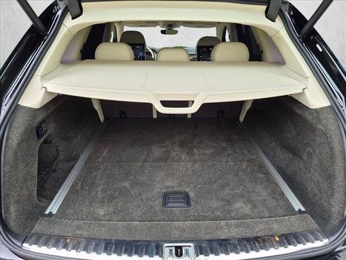 Used 2023 Bentley Bentayga AWD/4WD image 6