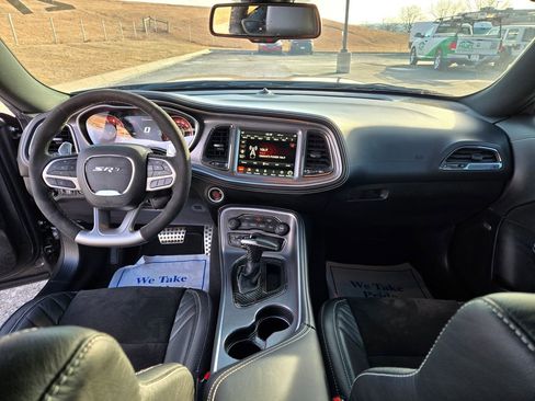 Used 2021 Dodge Challenger SRT Hellcat w/ Plus Package image 15