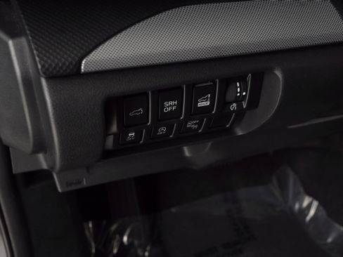 Used 2020 Subaru Forester Limited image 19