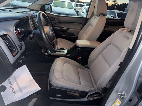 Used 2019 Chevrolet Colorado W/T w/ Custom Special Edition image 11