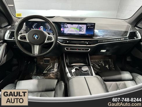 Used 2026 BMW X5 xDrive40i w/ M Sport Package AWD/4WD image 7