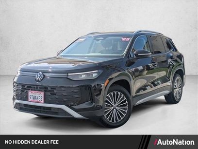 Used 2025 Volkswagen Tiguan S w/ 18" Wheel Package