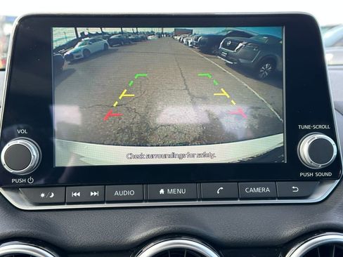 Used 2023 Nissan Sentra SV image 21