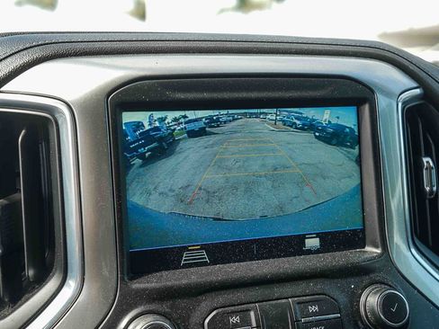 Used 2021 Chevrolet Silverado 1500 LT w/ Z71 Off-Road Package AWD/4WD image 26