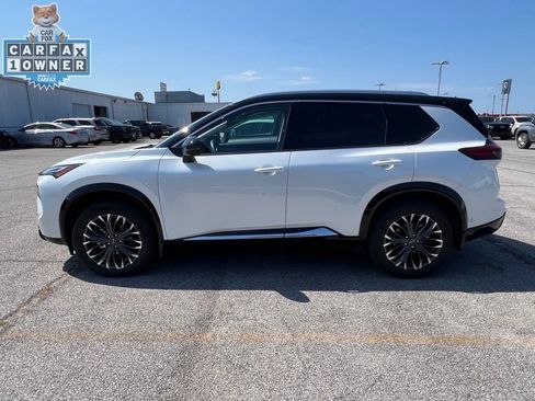 Used 2024 Nissan Rogue Platinum AWD/4WD image 4