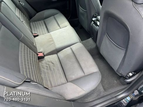 Used 2010 Volvo S40 2.4i FWD image 14