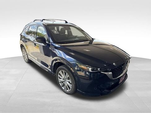 Used 2023 MAZDA CX-5 Signature AWD/4WD image 1
