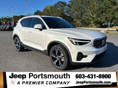 Used 2025 Volvo XC40 B5 Core