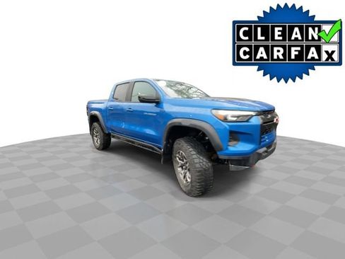 Used 2024 Chevrolet Colorado ZR2 w/ Technology Package image 2